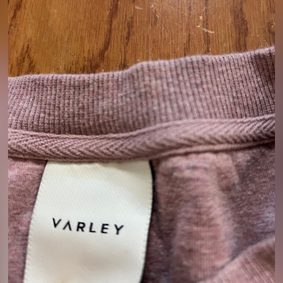 Varley Bella Toggle Waist Sweatshirt with Drawstring Details - Picture 7 of 10